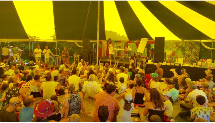 Liz Pichon tweet media