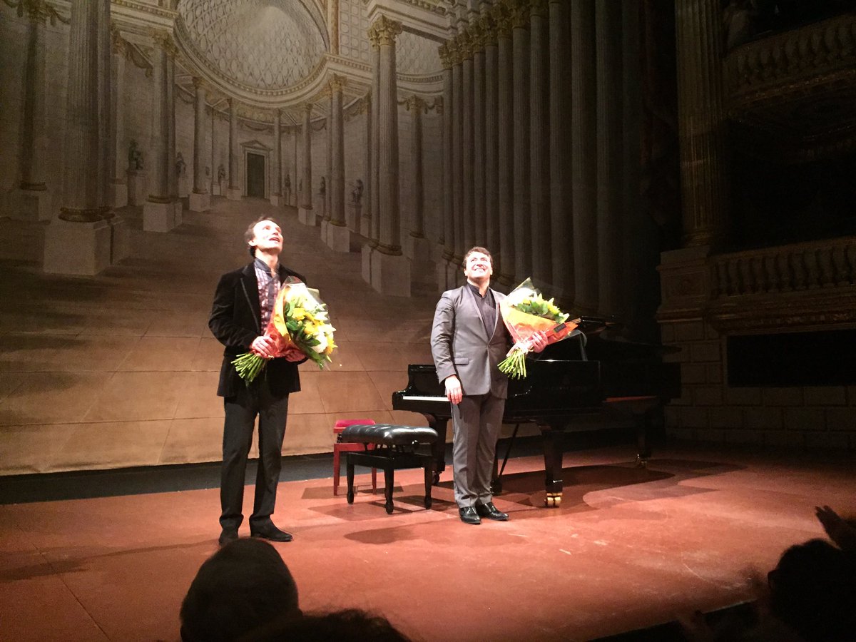 ChateauRenon's tweet photo. Merci  au #virtuose Maxim Vengeron de nous avoir fait l'honneur de son extraordinaire concert donné ce soir @operadebordeaux @ChateauRenon https://t.co/flRFrGFoeT