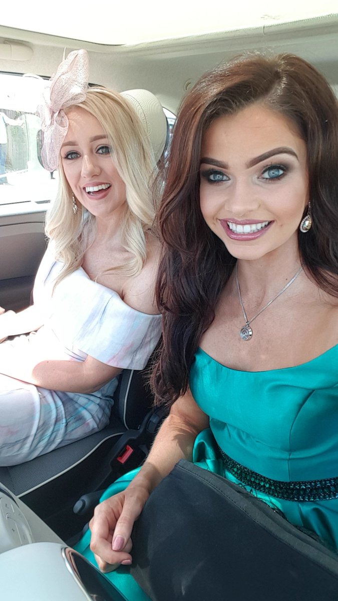 Anna Henry tweet media