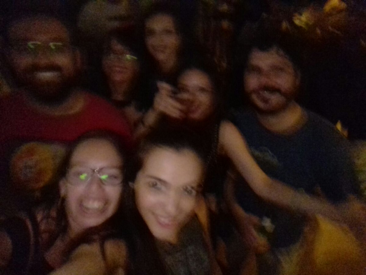 ketlensouzab's tweet photo. Segue as fotos mais ou menos. 😂❤ #indieisnotdead https://t.co/H9grnI1LMO