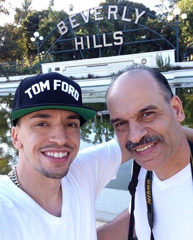 ShaunRoig's tweet photo. HAPPY FATHERS DAY! LOVE YOU PA! #Wepa #TB #FathersDay https://t.co/tUty5F4NpB