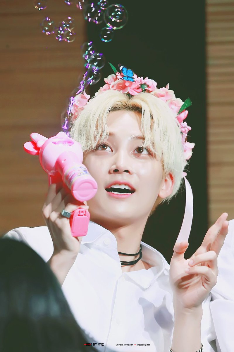 intomyeyes_yjh's tweet photo. My pretty boy😘 #정한 #JEONGHAN #세븐틴 #SEVENTEEN @pledis_17 https://t.co/6jEw5PtOMI