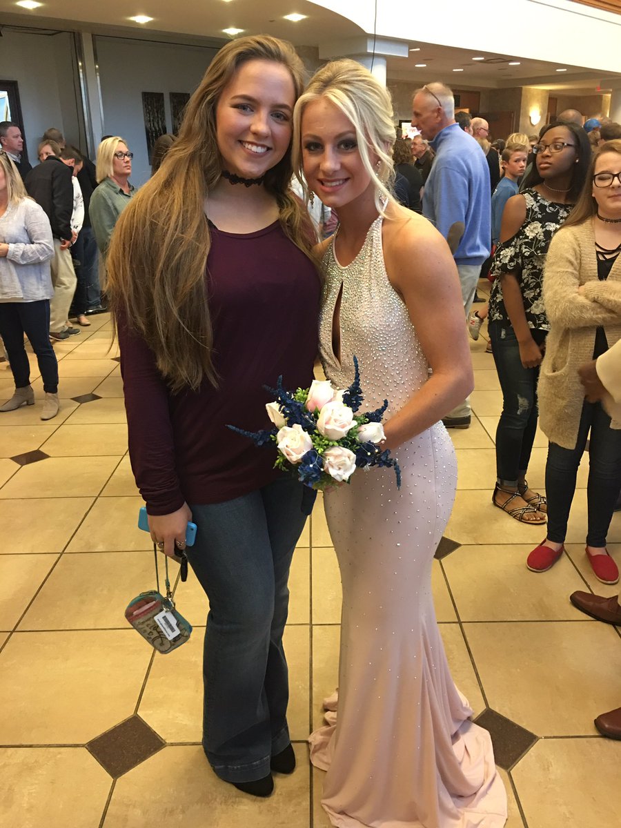 lillymstrader's tweet photo. Happy Birthday Pat💋 ily so much!!! I hope you have a fabulous day, u deserve it!!!! ily <3 @_madisonmorris https://t.co/hOHMC9mFcA
