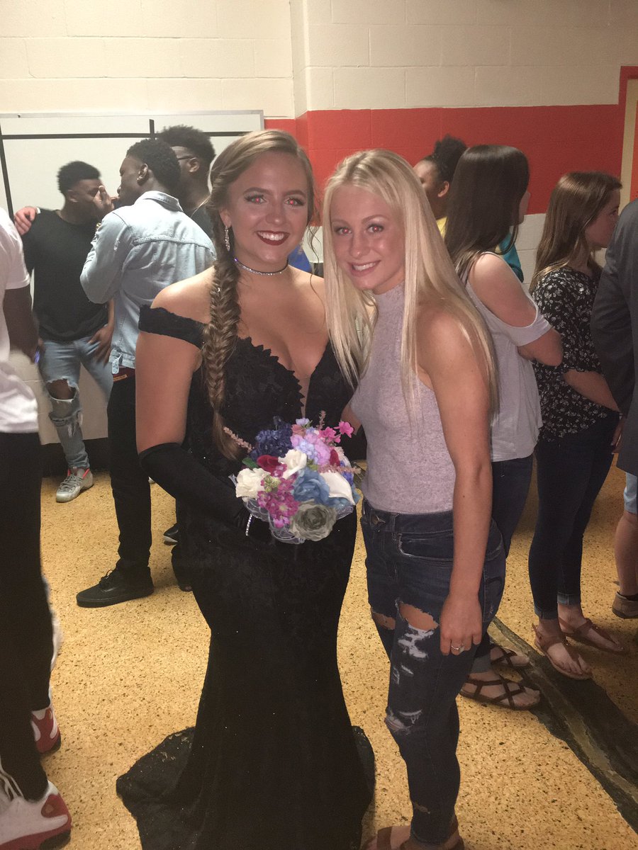 lillymstrader's tweet photo. Happy Birthday Pat💋 ily so much!!! I hope you have a fabulous day, u deserve it!!!! ily <3 @_madisonmorris https://t.co/hOHMC9mFcA