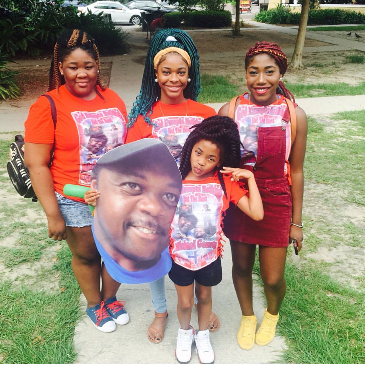 debosisterr's tweet photo. Happy Father's Day pops , 😘❤️ #restdaddy 💪🏾 https://t.co/uyvbEOza80