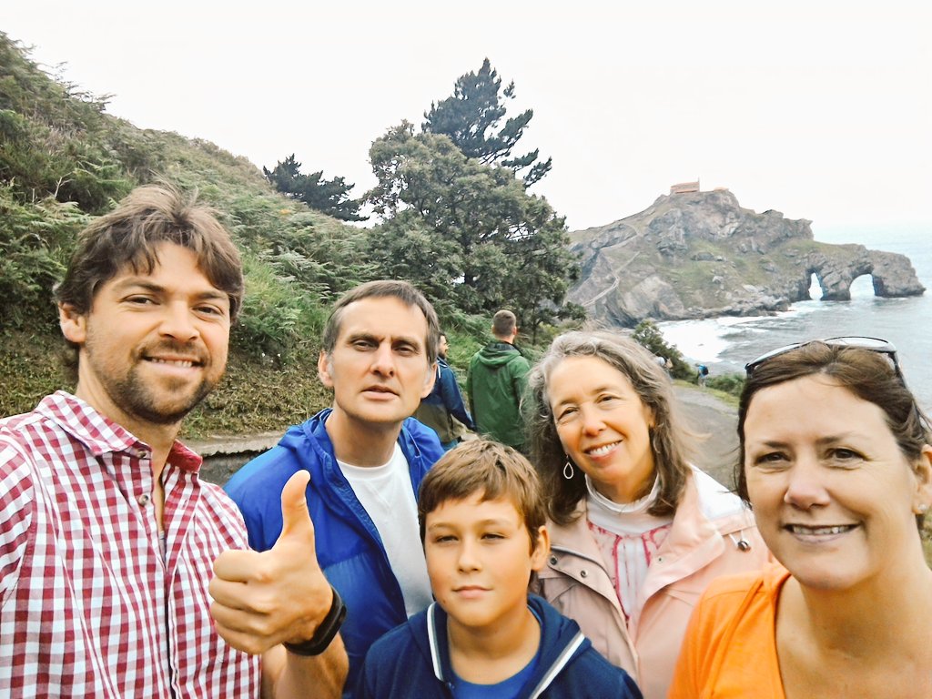 iTravel4Frisbee's tweet photo. I had some family in town from Germany and I did my best to play tour guide. I enjoyed their company, and I think they enjoyed #Basquing! https://t.co/WBOEq2HtbZ