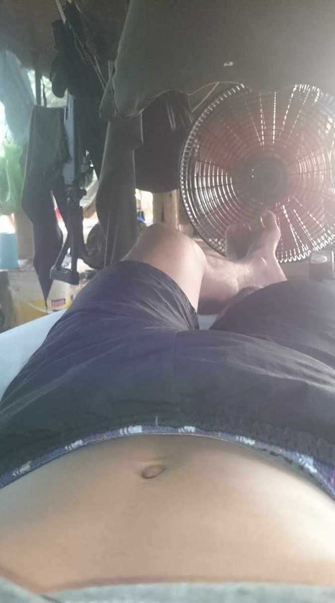 lopez_alejo1's tweet photo. #Militares #policias #follome #DomingoDeGanarSeguidores #rt #follo4follo #morbo #medellin #sexo #crusingMedellin https://t.co/ENFTjUZKpC