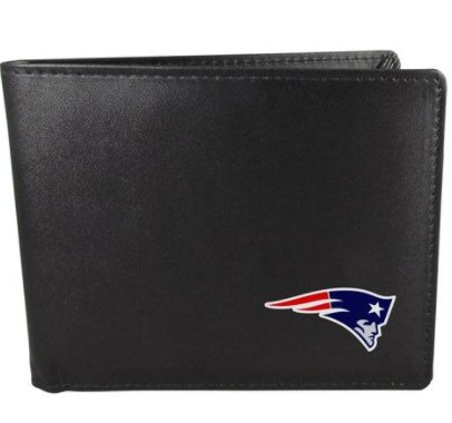 fanaticswear2's tweet photo. Did you forget to buy a fathers day gift?? If so, go buy the perfect gift for his favorite sports team at  https://t.co/GXMn5Gheyv.
#pats https://t.co/DoWhIJOgax
