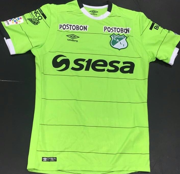 negrachavarro's tweet photo. Estás las camisas q usaran hoy los jugadores #finalverde @nacionaloficial vs @AsoDeporCali juez FIFA #AndresRojas ⚽️ ⭐️llegan los equipos https://t.co/Nk0e7v4te3