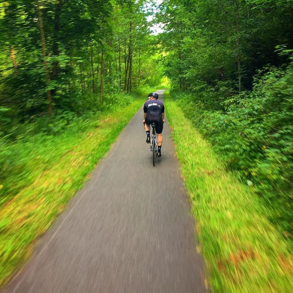DropbarCycling's tweet photo. #onrails #drpbr #cycling #roadcycling #dropbar #old #railwayline #cyclingpath #innerste #valley #harz https://t.co/4AvkWQPNyy