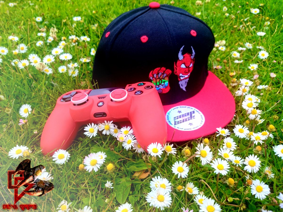 DevilGrips's tweet image. 🎉50 Sets Of Grips Giveaway🎉

How to enter:
1. RT &amp;amp; Like This
2. Follow us
3. Comment below saying " Question? "

Good Luck #DevilArmy ✌👹