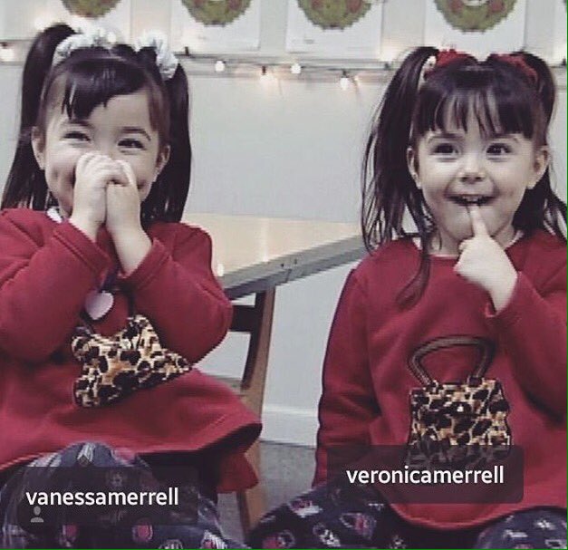 beachymerrell's tweet photo. RT if you want more reacting to home videos💗💜 https://t.co/2emmaRoGUC