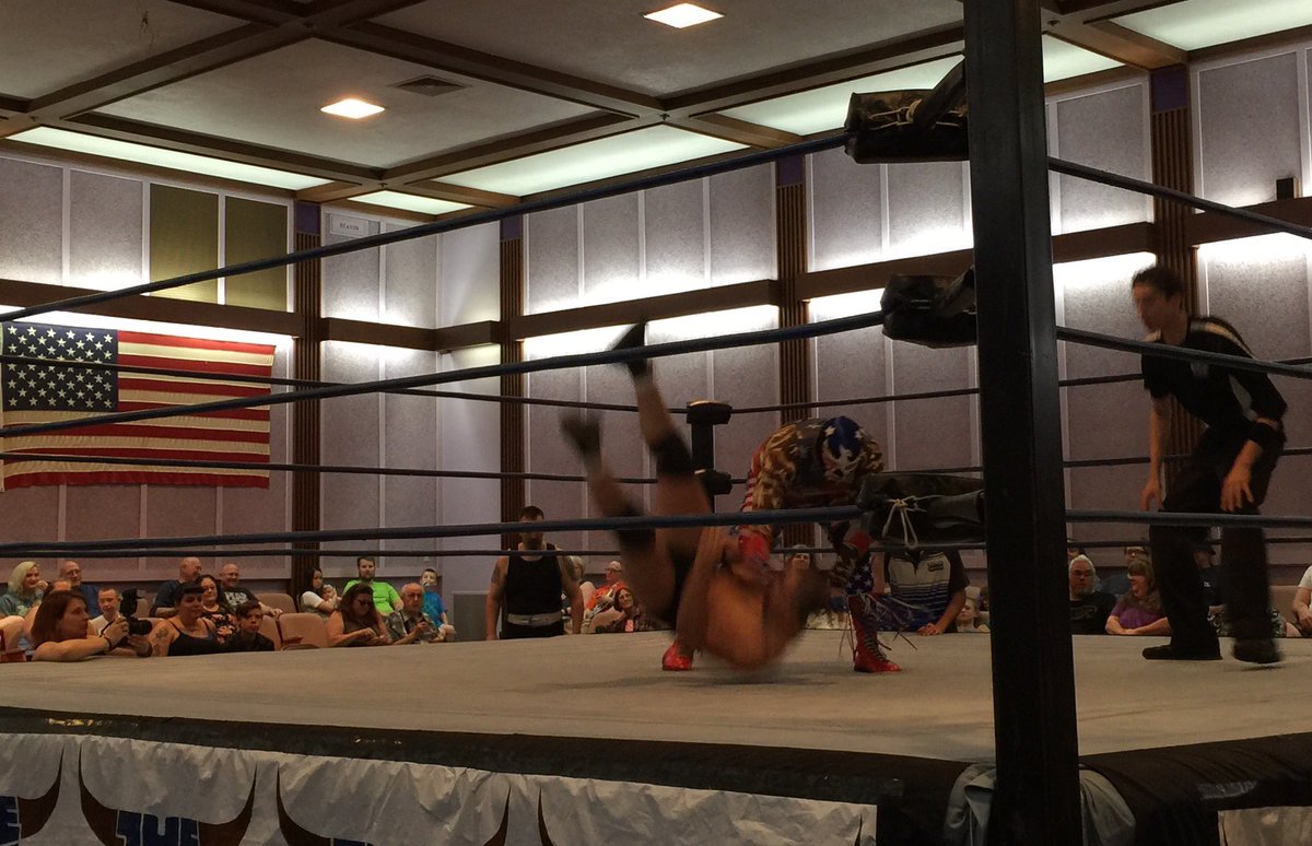 BedeLivingston's tweet photo. @ericrightshow with @Richard_SynCyr v #ConradHauser #TheWCWC https://t.co/DkOMQsZp9d