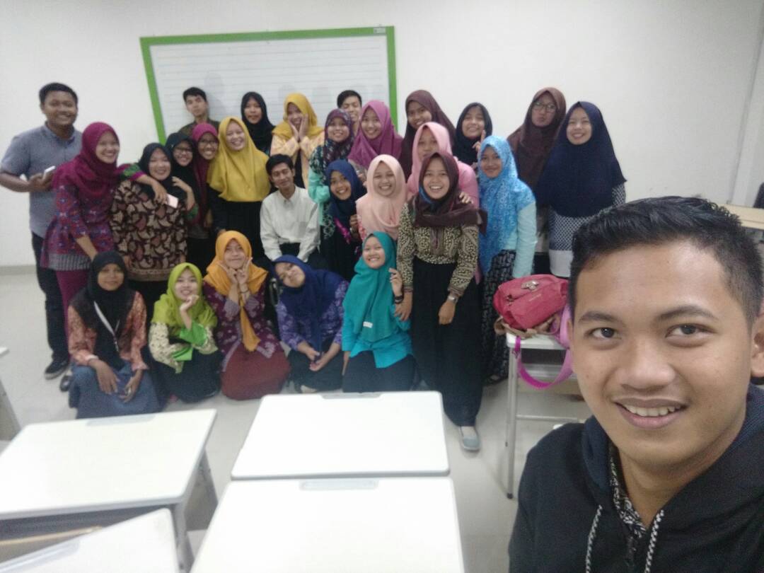fitrirahma947's tweet photo. Moment terindah di saat bersama kalian
#pgmi '16
#semestergenap https://t.co/ohDOAN5JUn