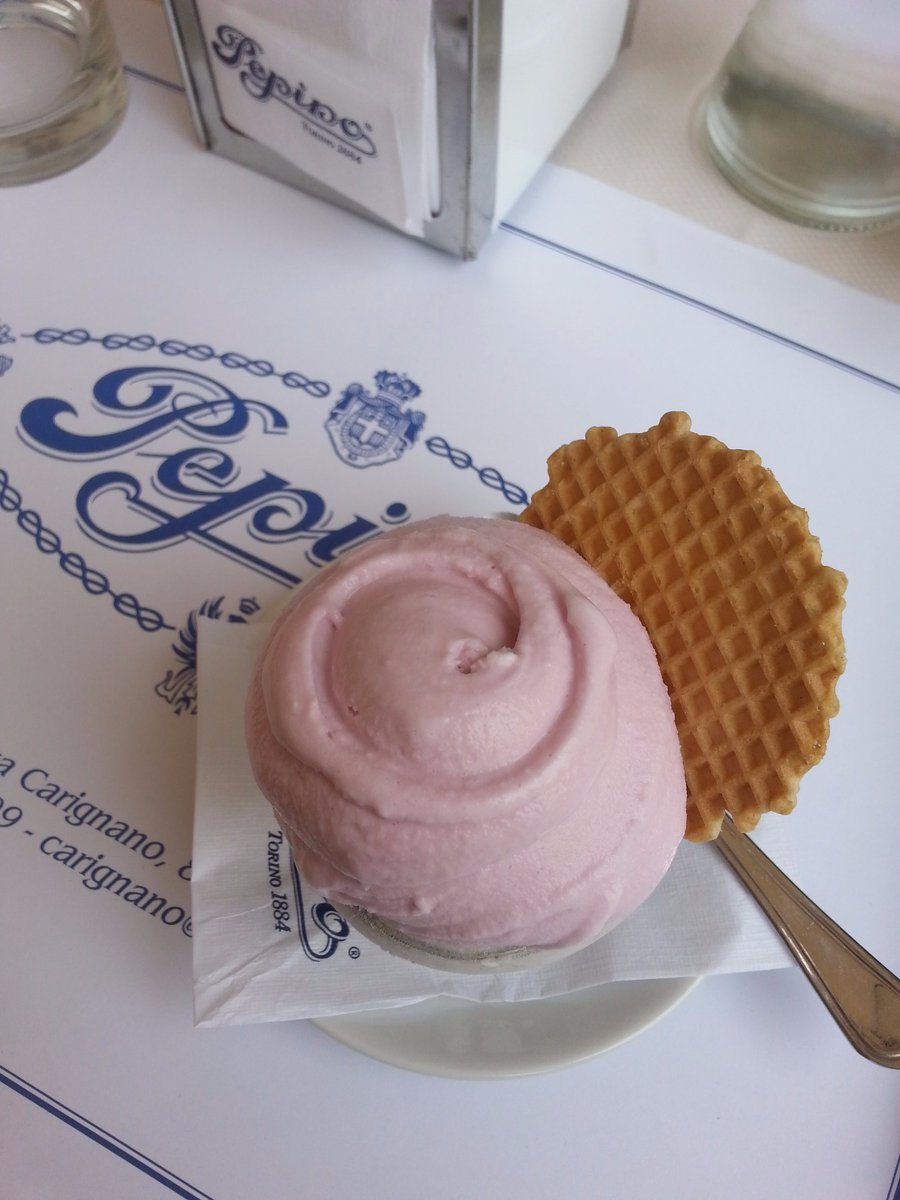 turinepi's tweet photo. 5 #gelato places in #Turin https://t.co/XP59Wp57p0 #icecream #turinepi #vidaroyal #gelatotour #privatetours #italy #luxuryfood #cookingclass https://t.co/T7p4UGGp8Z