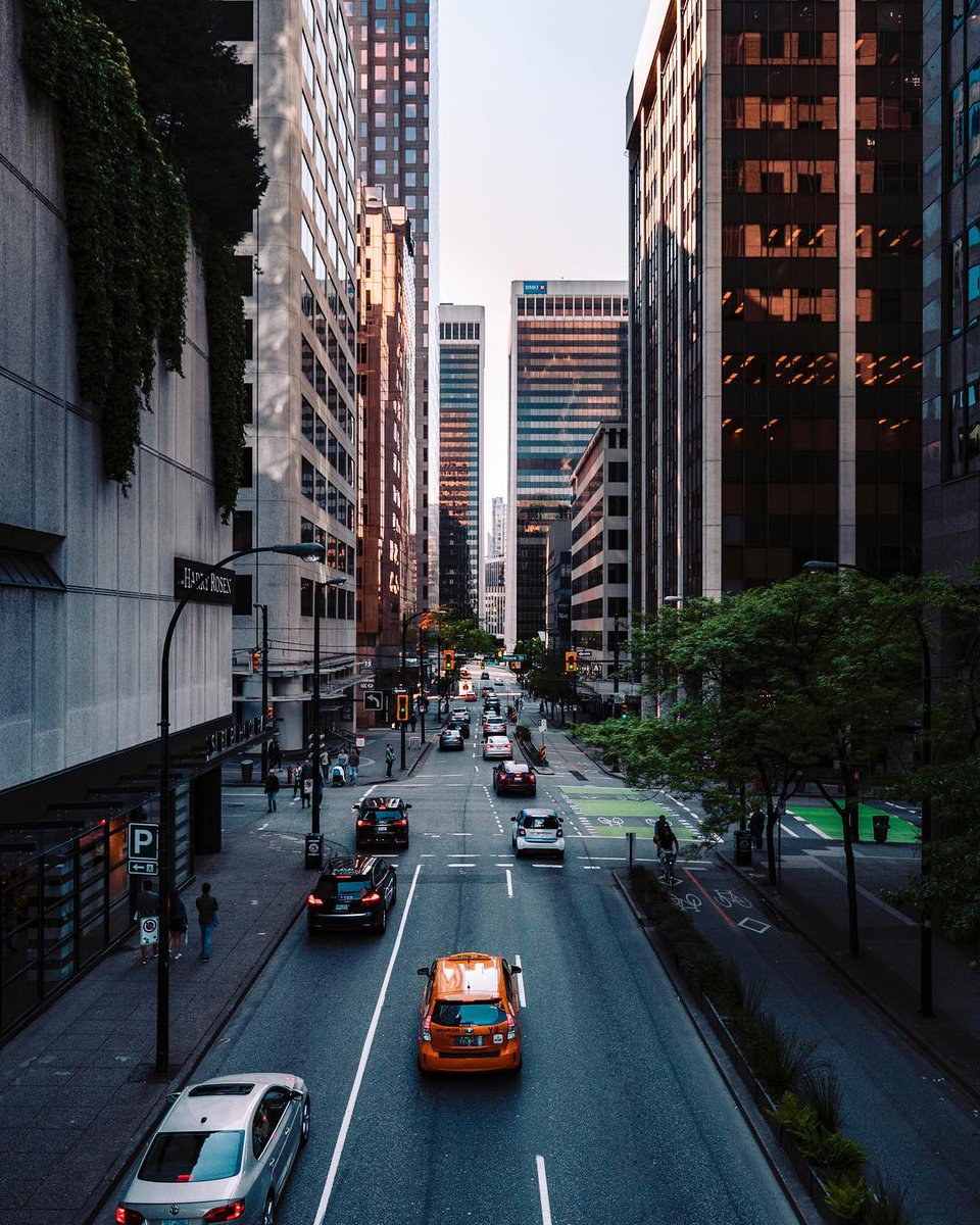 Heart of the city.

📷: instagram.com/11thsuspect