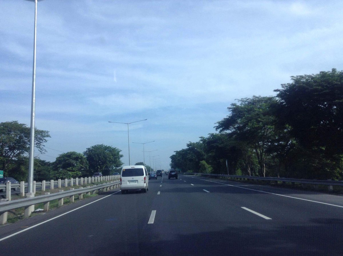 ong_jaja's tweet photo. Off To Somewhere 😜😜😄 https://t.co/xFw5RMxzLZ