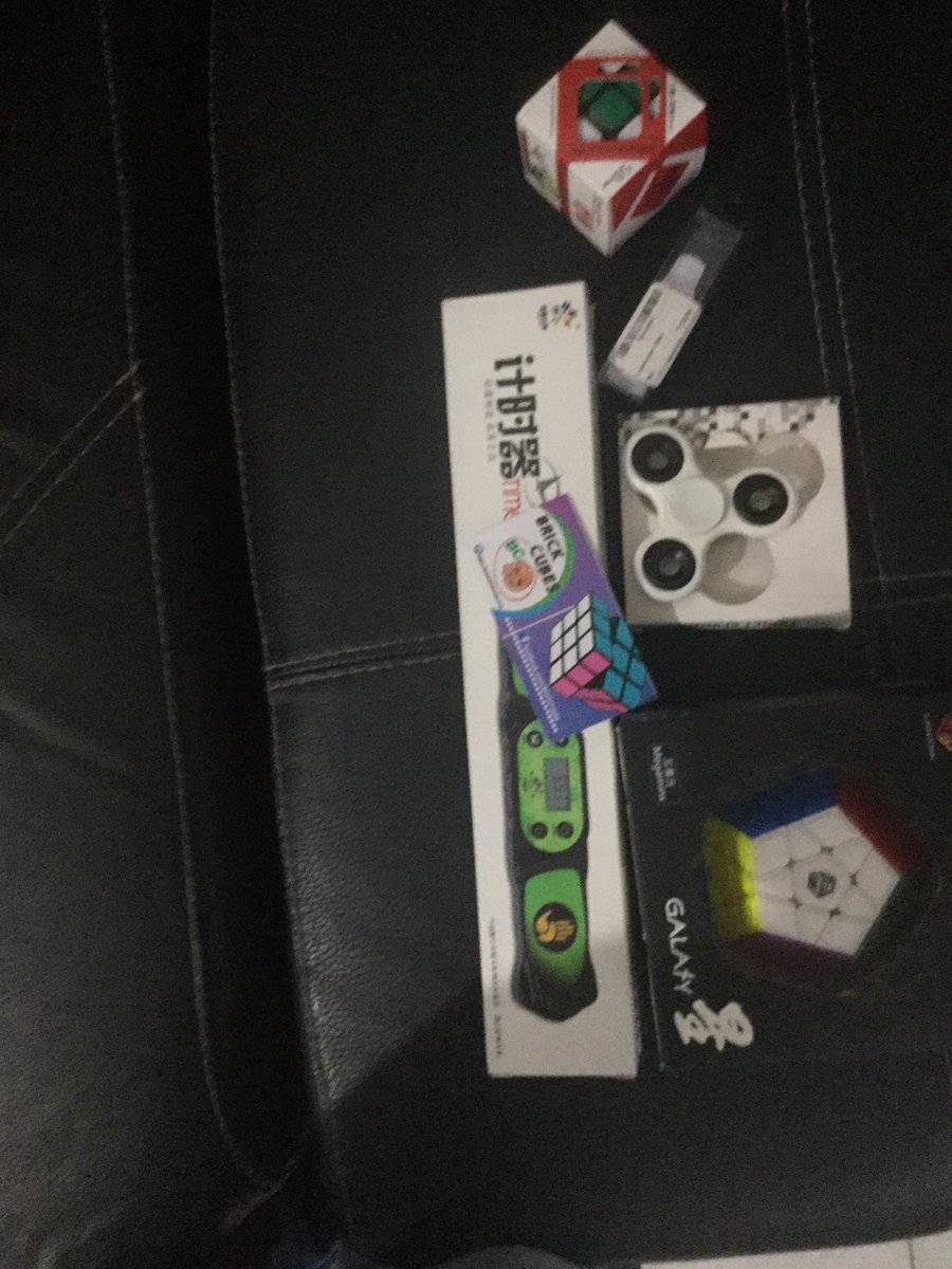 gohanpoderbenja's tweet photo. Hay buenas compras y después está esta. @Ar_Vlogs https://t.co/xNMEh2jmGK
