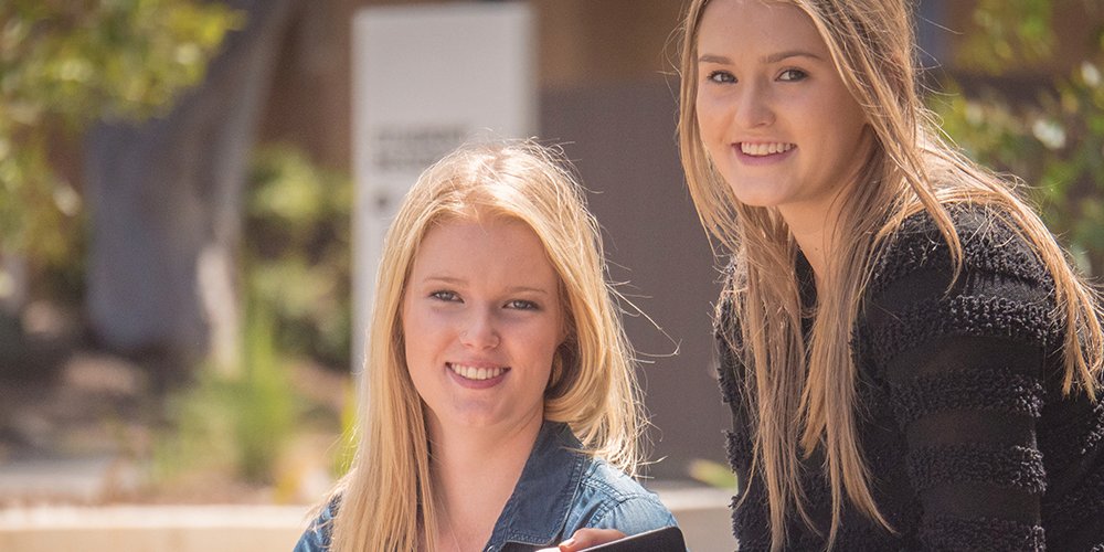 Deakin University (@deakin) on Twitter photo Are you a Geelong female student currently enrolled in a Bachelor of Communication? Apply now for $30k scholarship: bit.ly/2spV0J2 Are you a Geelong female student currently enrolled in a Bachelor of Communication? Apply now for $30k scholarship: bit.ly/2spV0J2
