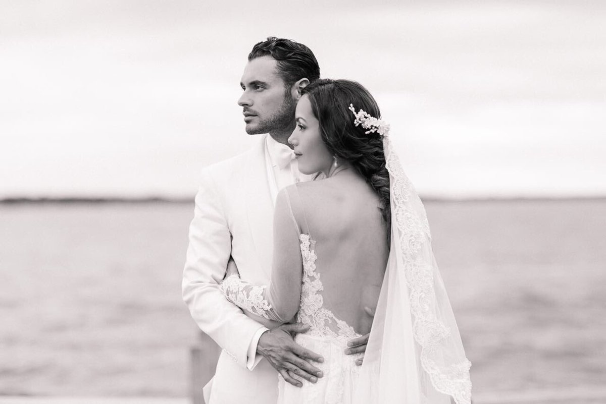 adancanto's tweet image. Experienced the time of my Life amongst the most amazing people on my wedding day. So blessed to have you by my side...@salindquist