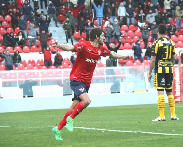 Independiente's tweet photo. #CAIvOLI - @LucasAlbertengo: "Nos vamos todos con bronca".

https://t.co/pqiw4sr8oX https://t.co/6J6CfJdU6d