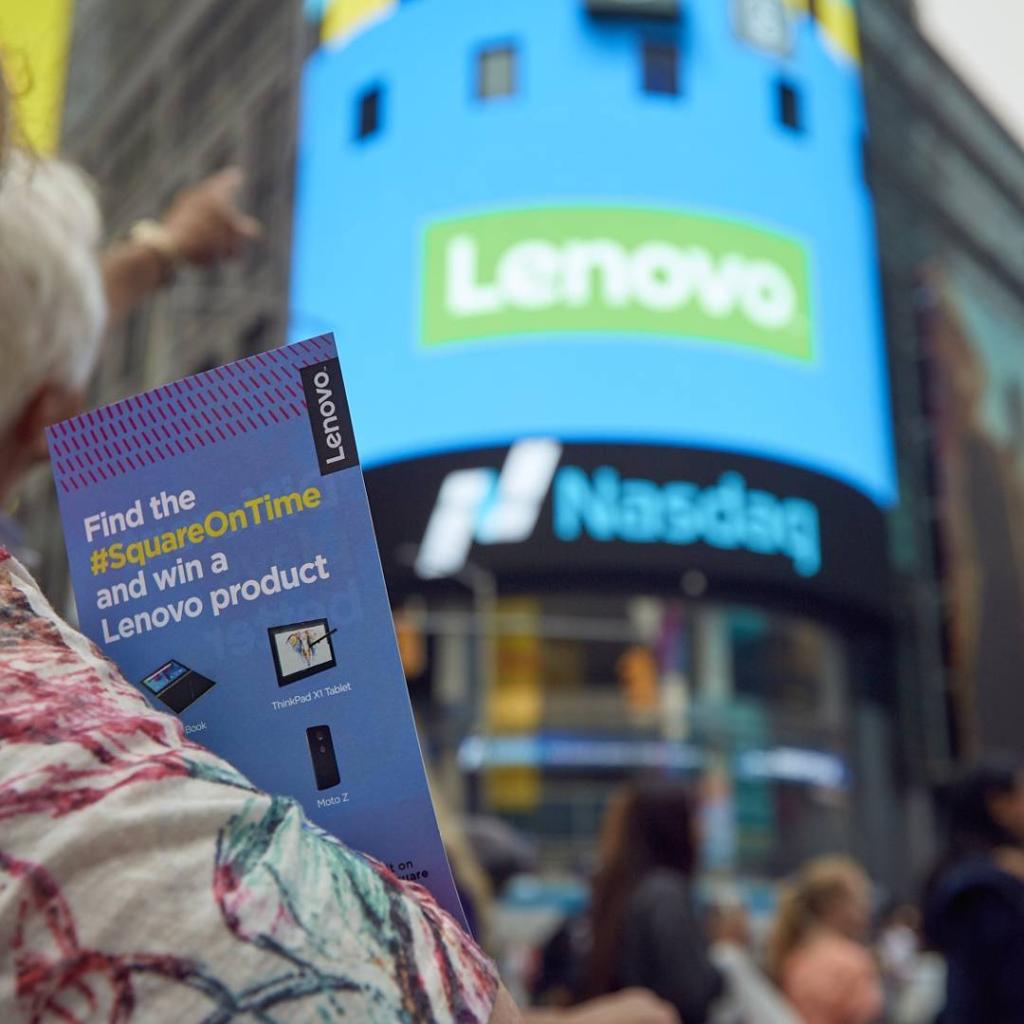 lenovoUS's tweet photo. ICYMI, check out a few shots of yesterday's Lenovo takeover of Times Square.

Bunch of lucky people won free gear! #SquareOnTime https://t.co/kVTCu8hk0B