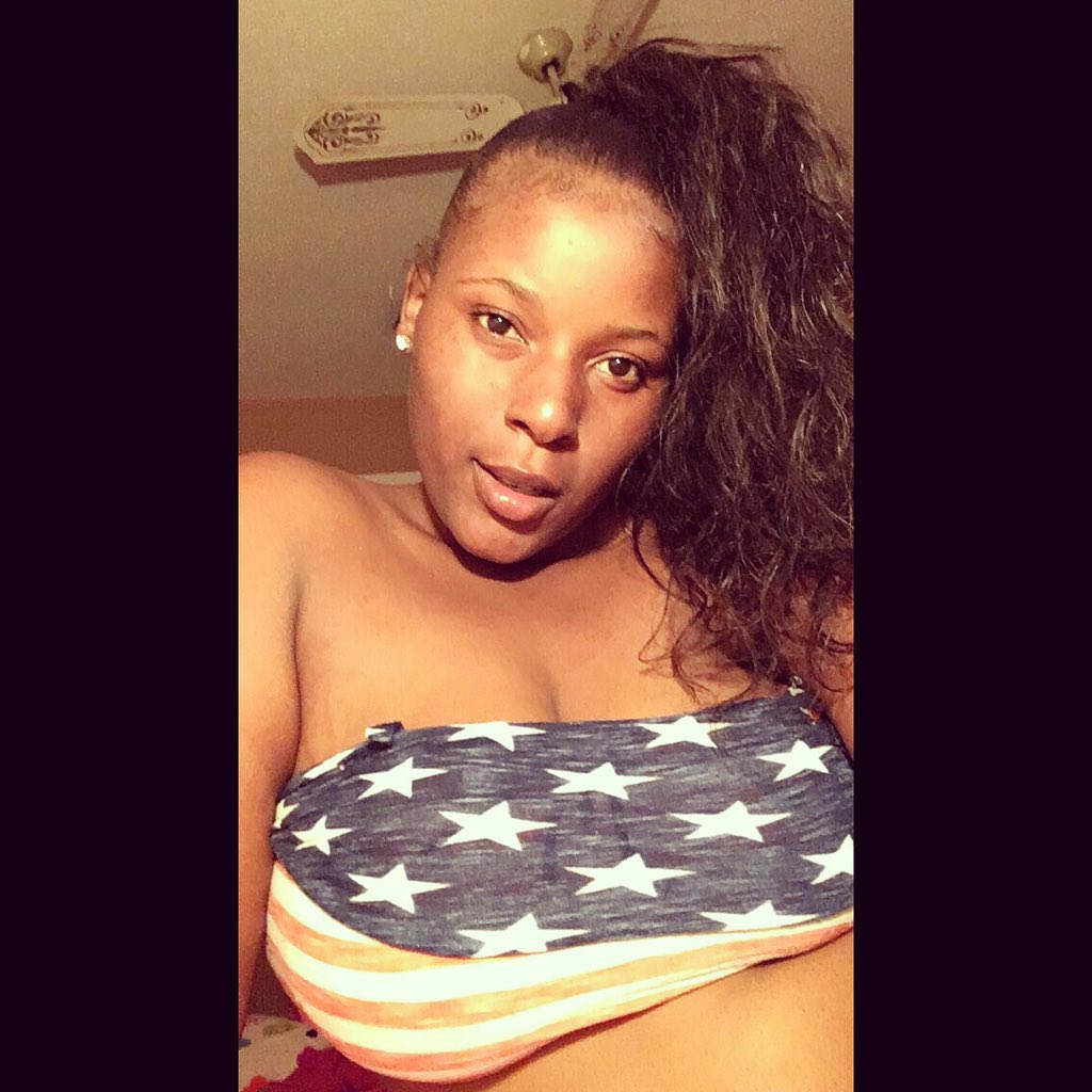 laddddy_T's tweet photo. Hey fat head https://t.co/VN4KoCCB1E