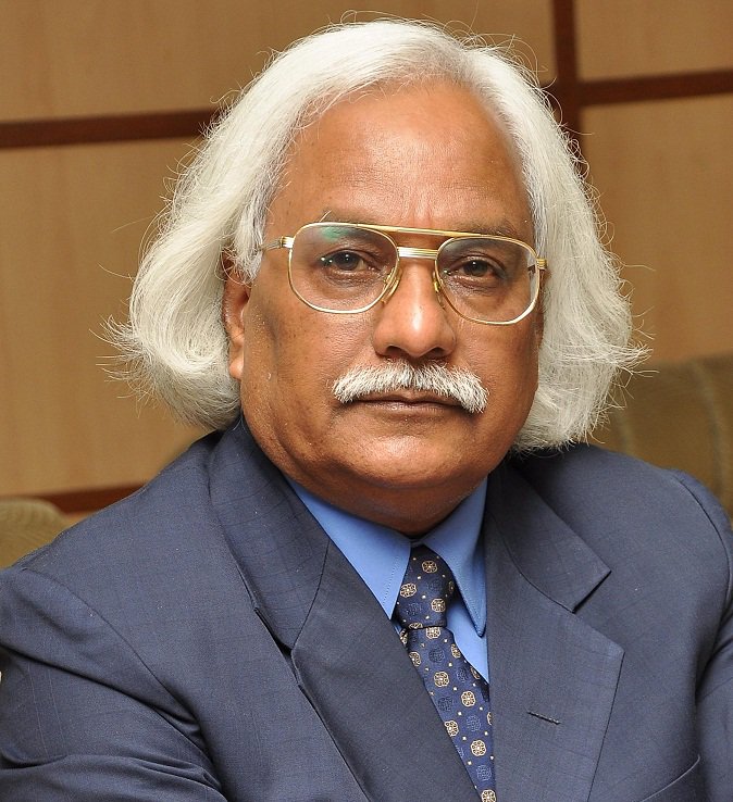 idealpresident1's tweet photo. @Trustnamo @mlkhattar @drharshvardhan Should be Indian President? https://t.co/zCMIikvkrO