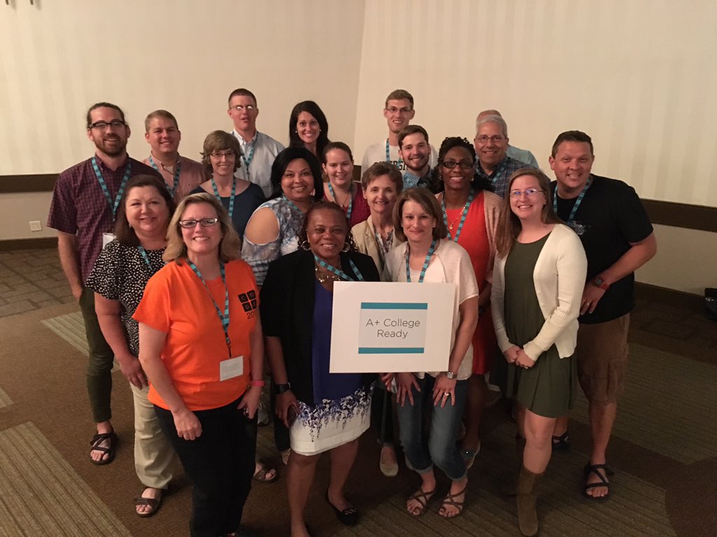 cowqlusnerd's tweet photo. Alabama at #TeacherCon in Houston! @teachcode https://t.co/jb63rKuCNM