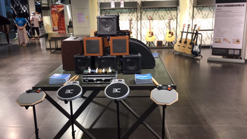 EnoAudio's tweet image. celebrate music instrument day，choose ENO enjoy music，drum pad，effect pedal，amplifier😜😜
