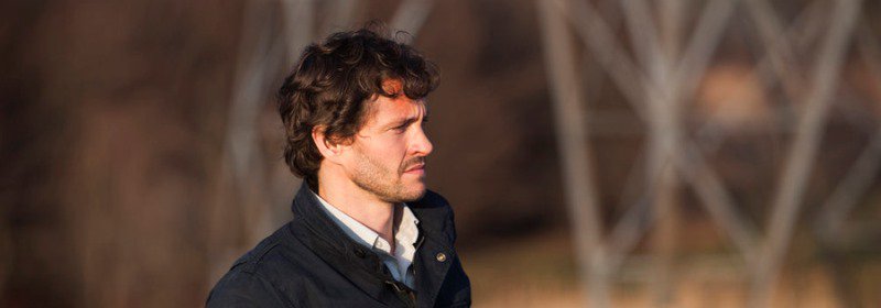 Happy Birthday Hugh Dancy  