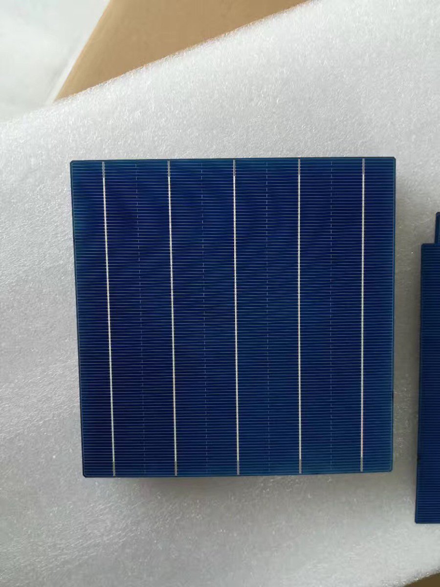 kittyzhang12's tweet image. 5bb poly solar cell with high effciency on sale, please contact me if interested.Email : kitty@wisebiz-solar.com; kitty@wisebiz.net