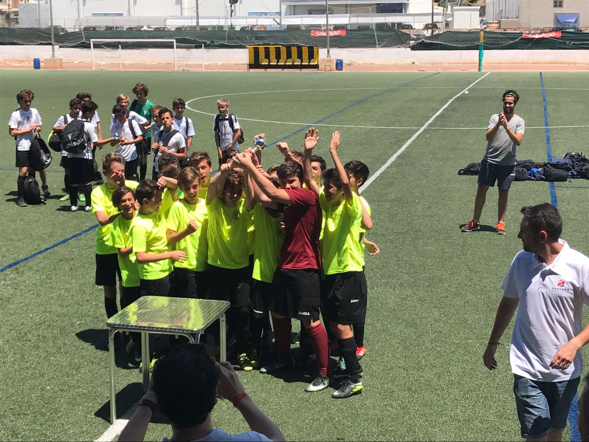 Cʟᴜʙ Dᴇᴘᴏʀᴛɪᴠᴏ Sᴇʀʀᴀɴᴏs tweet media