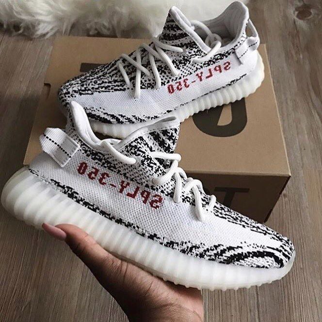 whatsyoursizeuk's tweet image. Taking ore orders from today! Yeezy zebra , start price is £600-700 , please note price depends on size! Contact u… ift.tt/2tjfqmL