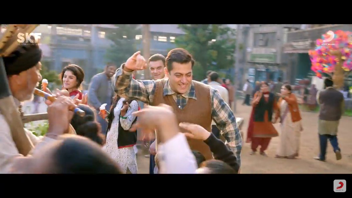 #4DaysToTubelight 🙌🙌