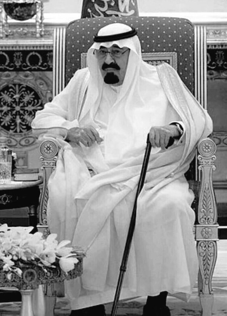 كانت وصيته
"لاتنسوني من دعائكم" 
اللهم أكرم نزله ووسع مدخله وأرفع درجته وأسكنه الفردوس الأعلى من الجنة..