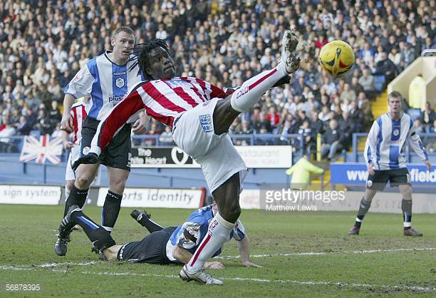 SUFC_memories's tweet photo. RT if you remember this Ade Akinbiyi goal as the Blades beat Sheff Wed 2-1 at Hillsborough... #sufc #twitterblades #UTB @Akinbiyi10Real https://t.co/NyXBCliUUP