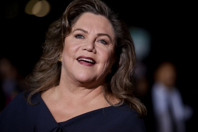 Happy Birthday. Kathleen Turner !! 