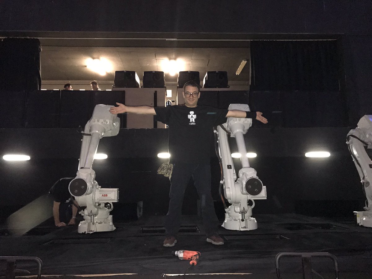AndyRobot's tweet photo. My @DC3Education #robots are coming to your computer via #theCloud ...taking off in plane home now.  See you next year #Beijing #iLoveRobots https://t.co/9lYOTBjAPb