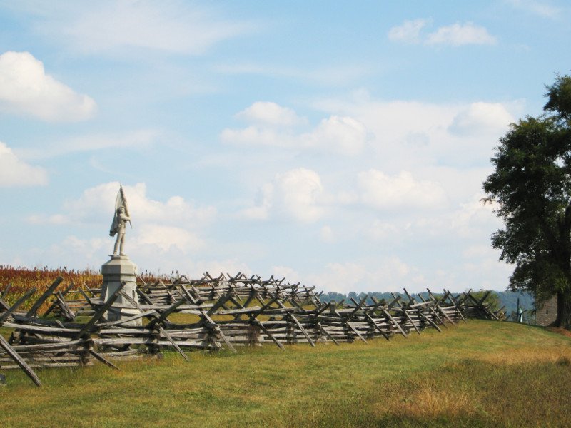 SavingPlaces's tweet photo. America’s Unfinished Work: Funding Battlefield Preservation #PreservationForum #FixOurParks @FixOurParksUS @NPCA https://t.co/GtvRdhUsjr https://t.co/48wdGCc8tQ