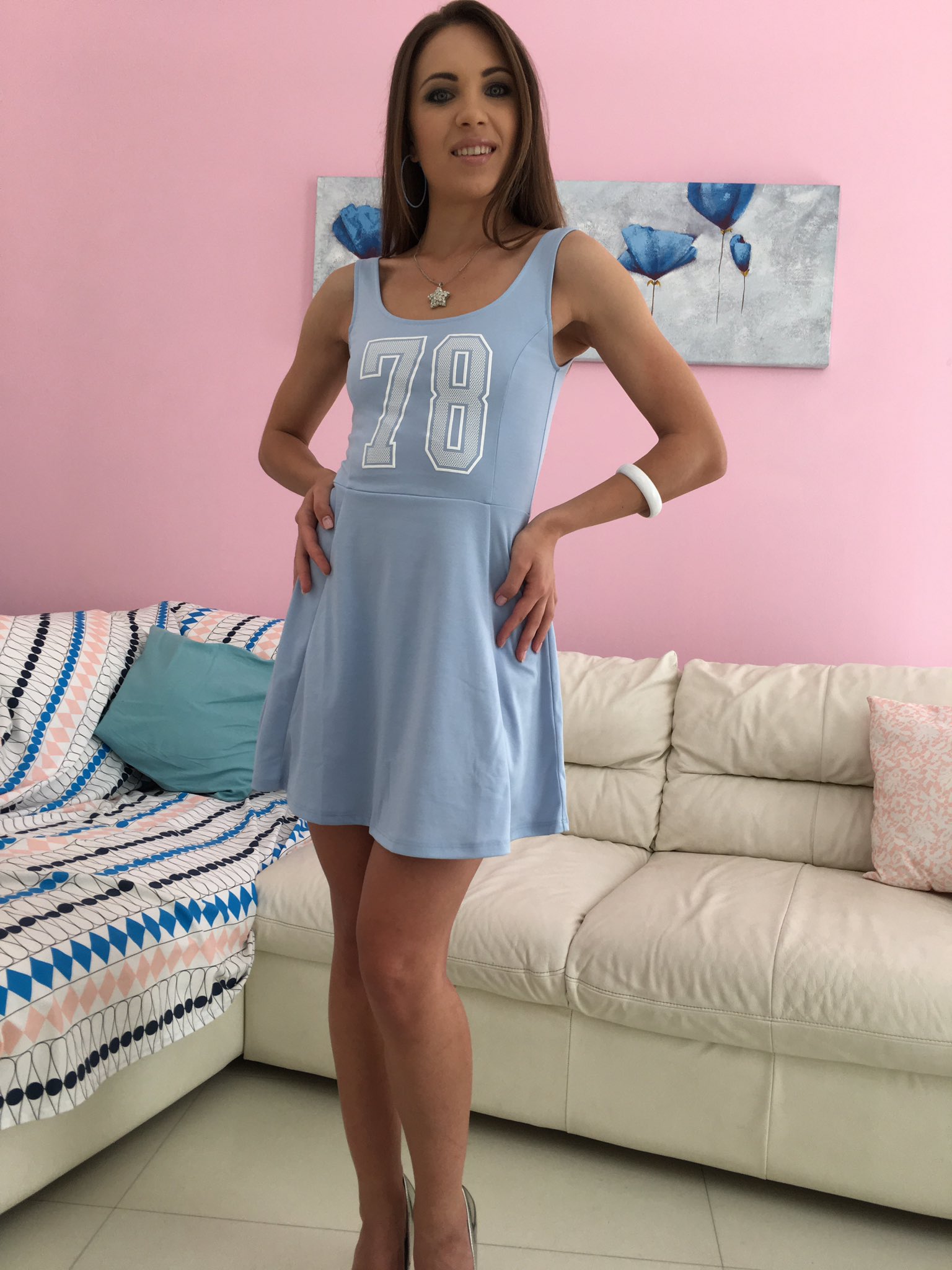 TW Pornstars - Luis. Twitter. Today's scene with new beautiful Veronika