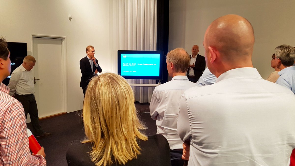Vanochtend een kennisdeling van <a href="/CiscoNederland/">Cisco Nederland</a> over het nieuwe Cisco Spark Board. Bedankt Bart Jan Voskamp &amp; Martijn Blokland! #CiscoSpark