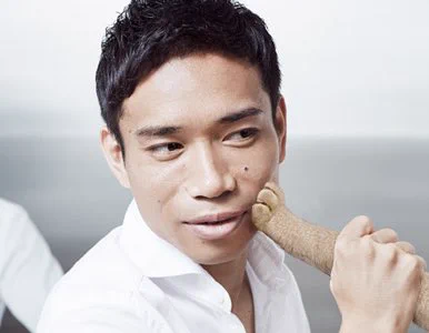 腹痛いやばいww髭剃りを猫の手に差し替えた画像が面白すぎるww