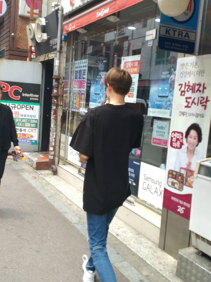 jsmtjyygyjbbjb's tweet photo. อาจจะเจอน้องอยู่ที่มินิมาร์ทมากกว่าที่บริษัท 55555555555555555555555555555555555 https://t.co/TCrAYwV9lB