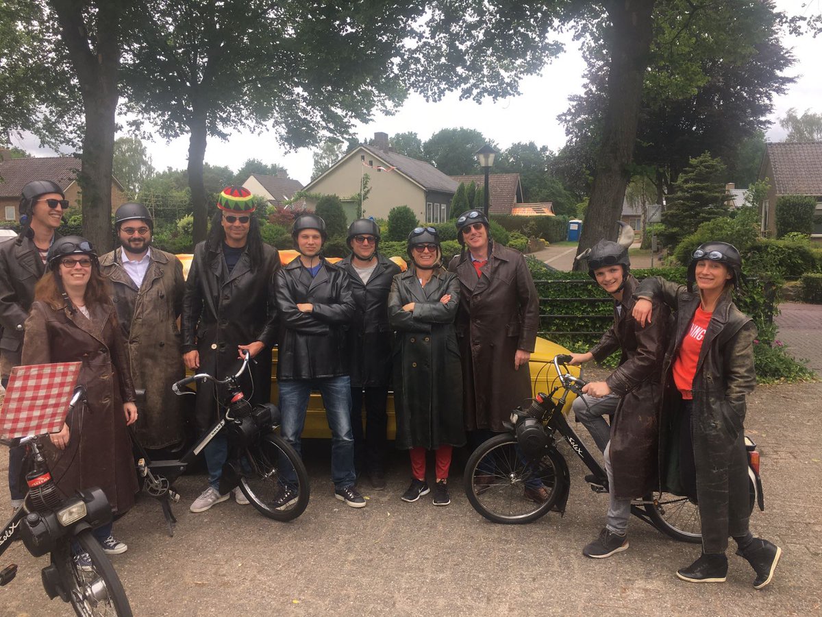 Wat hebben wij afgelopen weekend een gezellig bedrijfsuitje gehad. Ons top team is klaar voor alle mooie projecten in het tweede halfjaar!