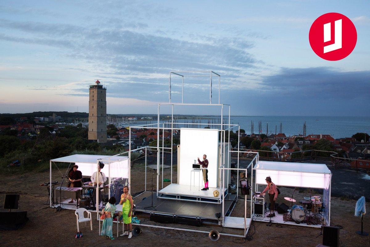 Over het IJ tweet media