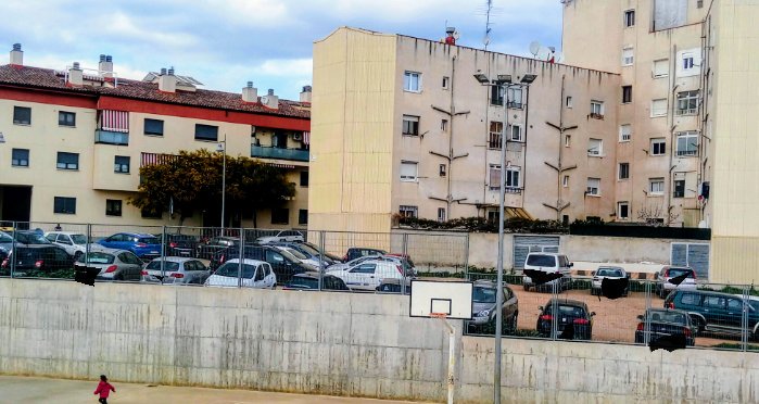 Avui reunió entre SSTT i <a href="/ajterrassa/">Ajuntament de Terrassa</a> Temes a tractar:
Recursos x diversitat.
Temperatures aules
Patis: inundat i cedit
Ratios
Espais/bolets