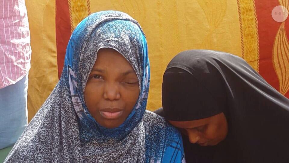qamarqueen's tweet photo. Katra Omar a 20yrs old cancer patient,dropped school 3 years ago when she was first diagnosed with nasopharyngeal cancer. #SupportDadaKatra https://t.co/VKOFjhjjER