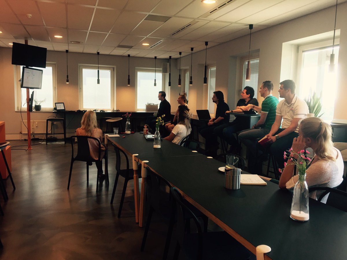 nvwijngaarden's tweet image. Met het Online Advertising team Video Masters live uitzending bekijken van #Google #VideoMasters