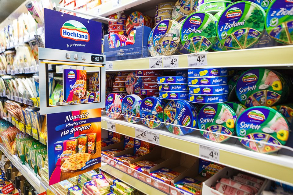 instore_mx's tweet photo. [iSm Poland] El Stopper Media , genera múltiples impactos, señalando a los consumidores dónde se encuentra el producto anunciado. https://t.co/FaZP3VllwW